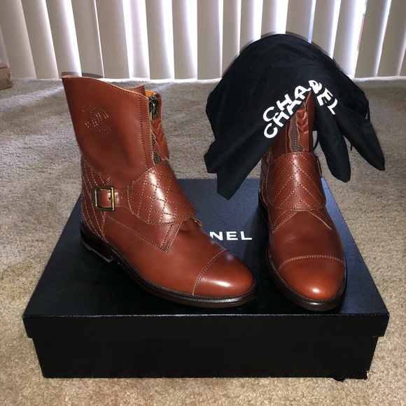 New women’s Chanel Ankle riding boots - Picture 5 of 6